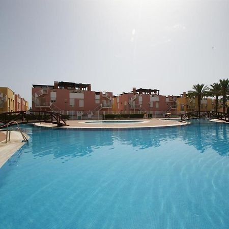 Apartamento En Vera A 300 M De La Playa, Con Patio Y Salida Directa A Calle Екстер'єр фото